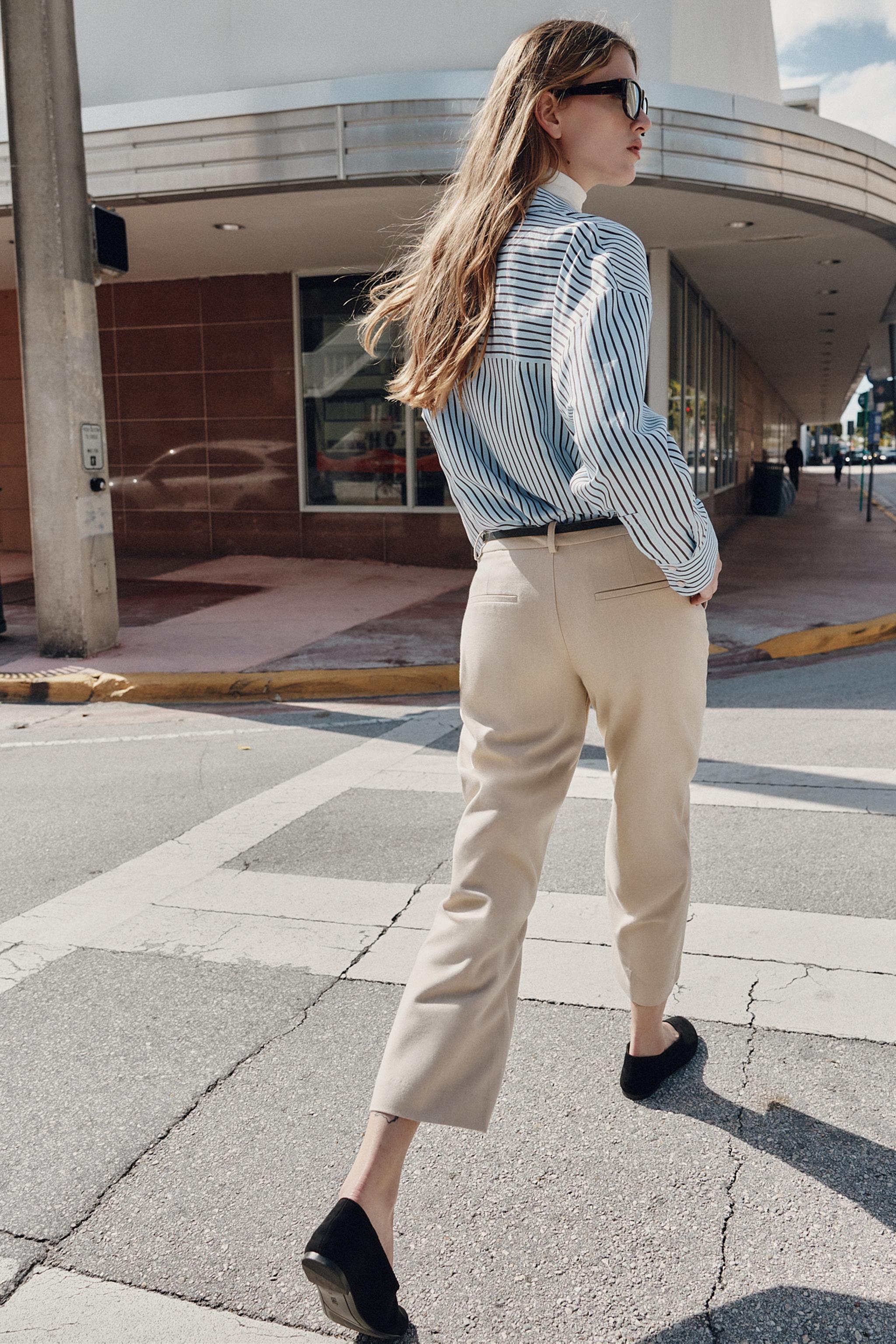 PANTALON DROIT À CEINTURE